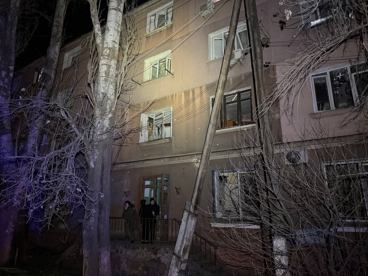 Zdjęcie Giennadija Truchanowa, uszkodzony dom w Odessie w wyniku ataku z 19 lutego
