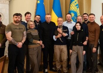 Британська делегація у Львові передала Силам оборони п'ять швидких