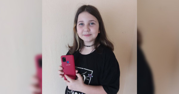 Oružane snage Ukrajine vratile su telefon 10-godišnjoj devojčici, koju su joj oduzeli okupatori