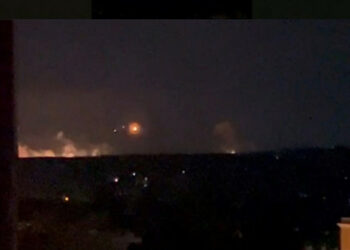 Serija snažnih eksplozija oglasila se u okupiranom Luhansku (video)