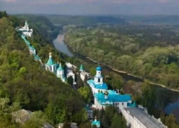 Tri monaha su poginula od ruskog bombardovanja Svyatogorsk Lavra iz UOC-MP