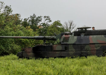 Nemačka će prebaciti dodatne PzH2000 i MARS II u Ukrajinu