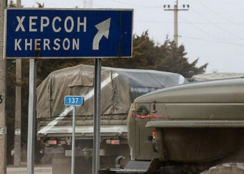 U regionu Kerson, okupatori primoravaju preduzetnike da zatvore svoje firme i smuše medicinsko osoblje