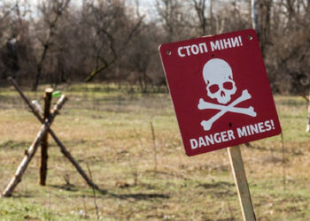 Росіяни вдвічі щільніше мінують українську територію під час відступу