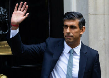 Riši Sunak pozvan da ignoriše pozive Rusije na prekid vatre pre povlačenja