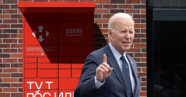 "Volode, ostavio sam ti iznenađenje u pošti." Poseta Džoa Bajdena Ukrajini u mimiku