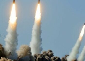 Rusija želi da lansira tri talasa raketa do godišnjice 24. februara, – Podoliak