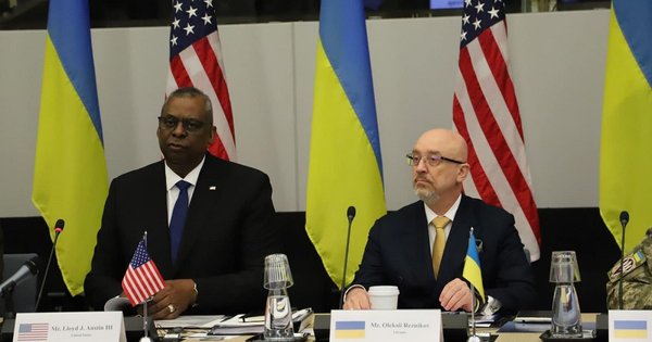 Šef Pentagona je pružio uveravanja da će saveznici na proleće pomoći Oružanim snagama da pokrenu kontraofanziv