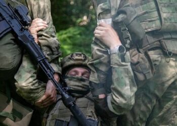 Окупанти з передової підтвердили використання загороджувальних загонів