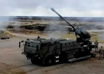 Українські військові закінчили навчання на САУ Caesar у Данії