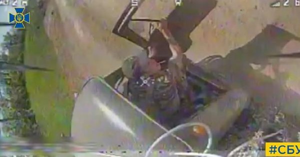 СБУ показала, як українські дрони знищують російську техніку