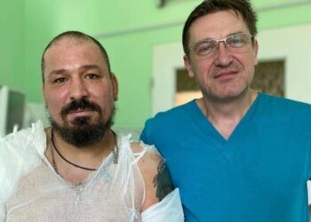 Львівські лікарі рятують розвідника з Волині з множинними опіками та переломами