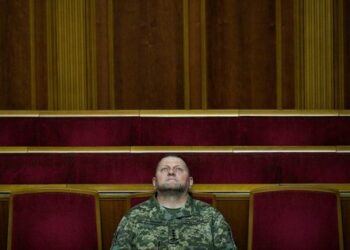 Залужний на початку війни відмовився підривати мости в Києві, – BBC