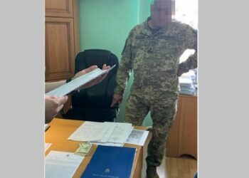 Майора військового госпіталю у Львові затримали на хабарі від військовослужбовця