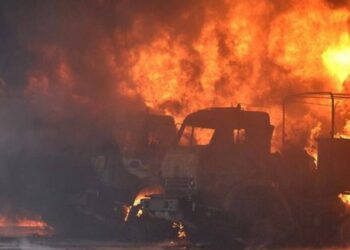 У тимчасово окупованій Макіївці загорілась нафтобаза росіян