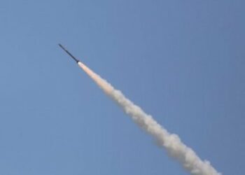 Росіяни вдарили ракетами по промисловому підприємству у Луцьку