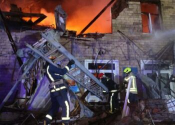 Росіяни вдарили дронами Shahed по гуртожитку у Харкові