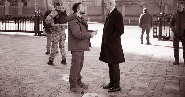 Імпічмент Байдена і Україна