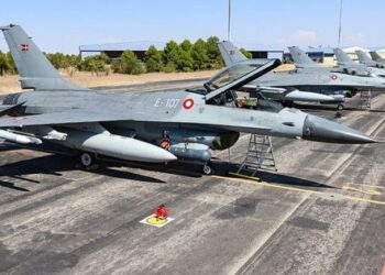 Данія змінила дату надання Україні перших винищувачів F-16