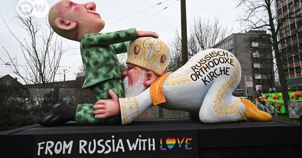 На карнавалі у Німеччині знову висміяли Владіміра Путіна