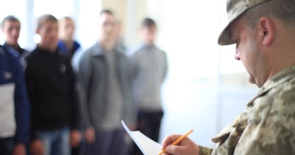 Мешканець Тернопільщини у суді скасував висновок ВЛК про придатність до військової служби