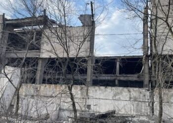 Внаслідок ракетного обстрілу на Донеччині загинула 23-річна жінка