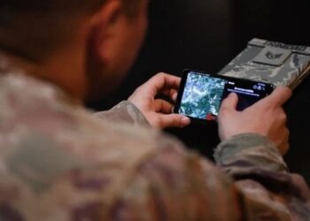 Екс-підполковник армії США зливав секретну інформацію про війну в Україні на сайті знайомств