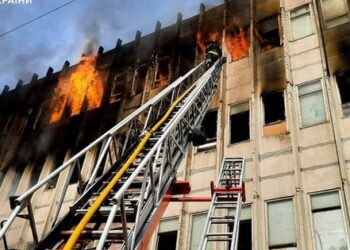 Щонайменше троє людей загинули внаслідок ракетного удару по Харкову