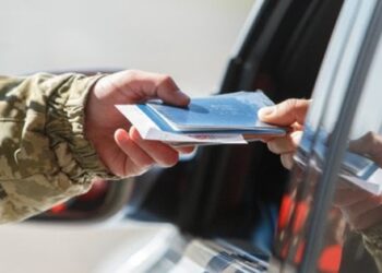 У Чернівцях чоловік через суд скасував заборону на виїзд за кордон