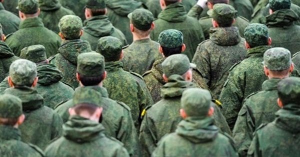 Росія планує до кінця року набрати за контрактом 400 тис. військових