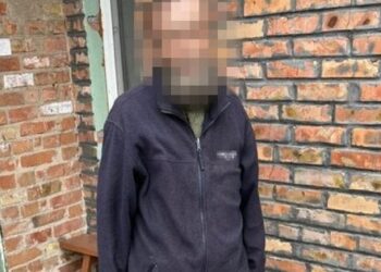 Суд на 10 років ув'язнив чоловіка, який видавав себе за монаха та поселив у себе окупантів