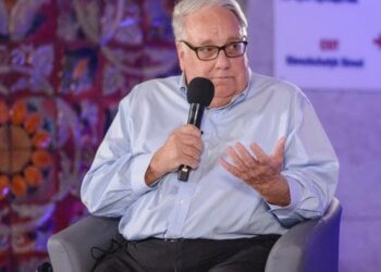 Фонд Говарда Баффета допоможе відновити знищену друкарню у Харкові