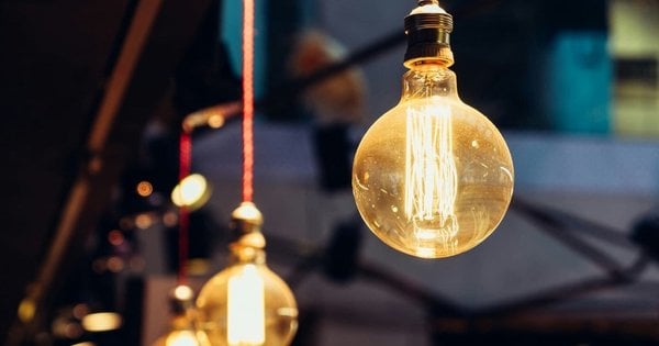 Протягом всієї доби 21 травня в Україні діятимуть графіки погодинних відключень