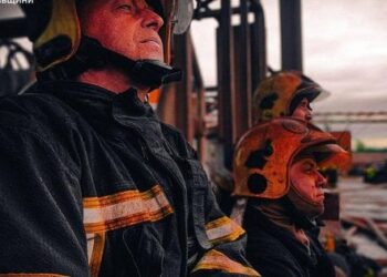 На Київщині ліквідували пожежу, що виникла після російської атаки три дні тому