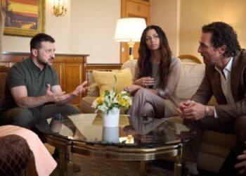 Володимир Зеленський зіркою фільму «Інтерстеллар» Метью Макконагі (фото)