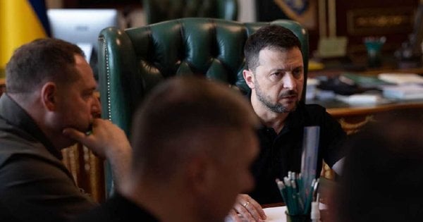 Зеленський дав два тижні на розв'язання проблеми з незаконним перетином кордону і колаборантами