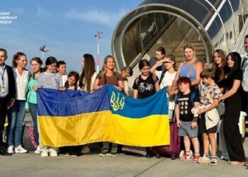 Україна евакуювала з Лівану ще 25 своїх громадян