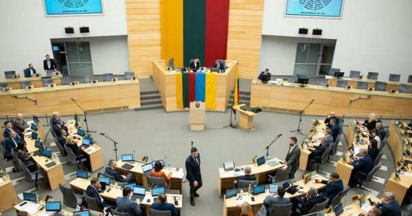 Литва розширить права закупівлі зброї та боєприпасів для України