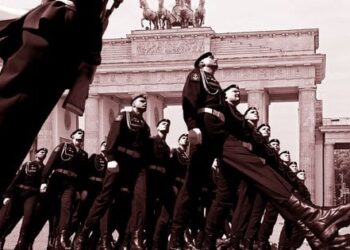 Чому потужний Захід дозволяє шантажувати себе відносно слабкій Росії?