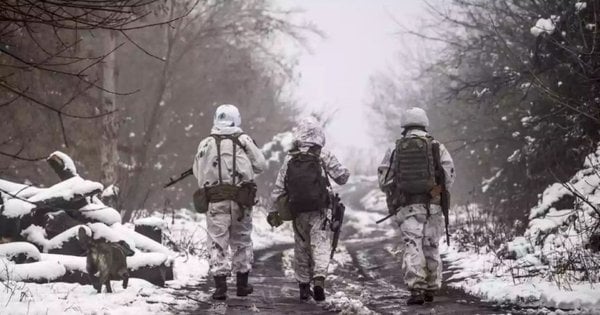 Сили оборони намагаються запобігти оточенню в районі Макарівки
