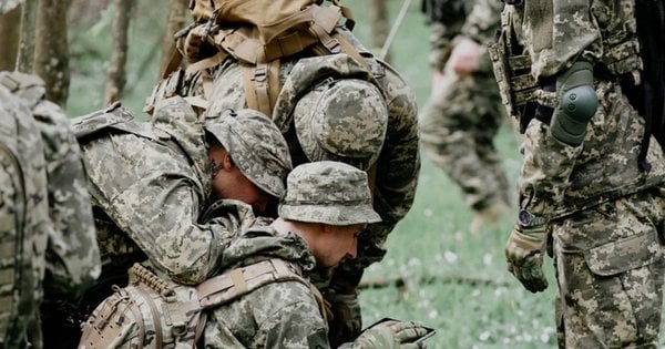 Базову військову підготовку в Україні збільшать до 2 місяців