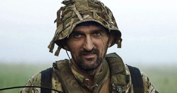 Президент присвоїв звання Героя України бійцю з Львівщини Василю Яремку