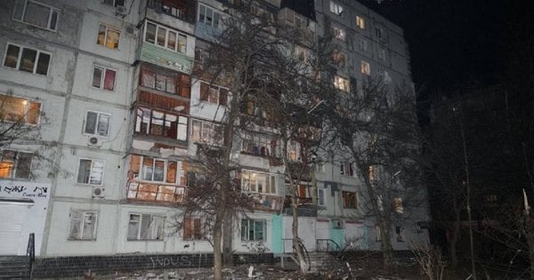 Росіяни вдарили безпілотниками по багатоповерхівках у Запоріжжі та Харкові
