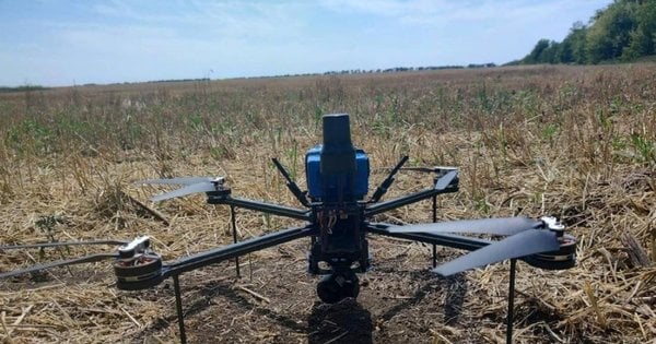 Українські виробники створили три аналоги китайського дрона Mavic