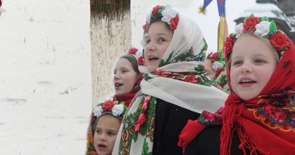Окупанти заборонили на захоплених територіях України Святого Миколая та колядки