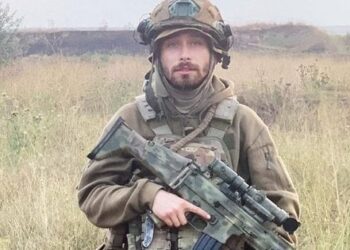 Президент присвоїв звання Героя України загиблому нацгвардійцю з Івано-Франківська Роману Голубу