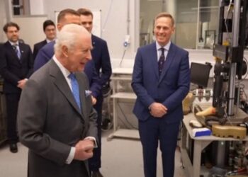 Король Великої Британії Чарльз ІІІ поспілкувався з хірургом реабілітаційного центру Unbroken