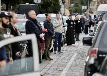 ЛОВА ухвалила рішення про зупинку транспорту під час щоденної хвилини мовчання