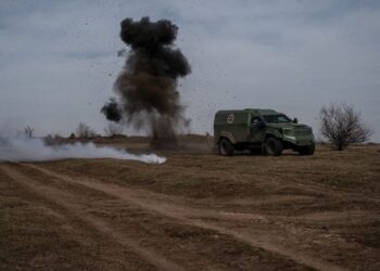 Поляки за півтори доби зібрали 300 тис. доларів на броньований медевак для ЗСУ