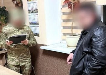 Директора фірми затримали за поставку неякісного меду військовим на Львівщині на 30,5 млн грн
